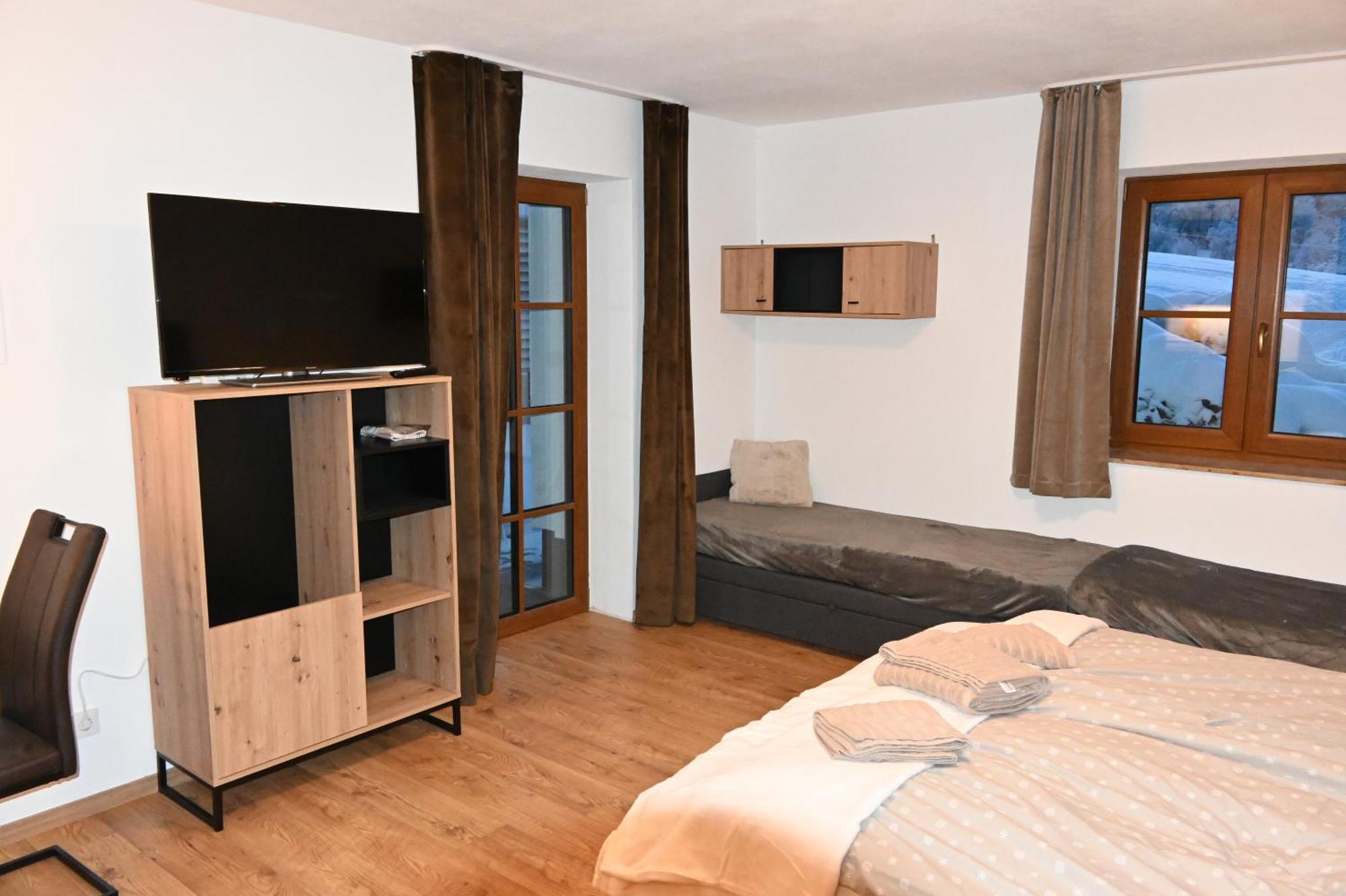 Nicky Apartments And Studios Niederau Kültér fotó
