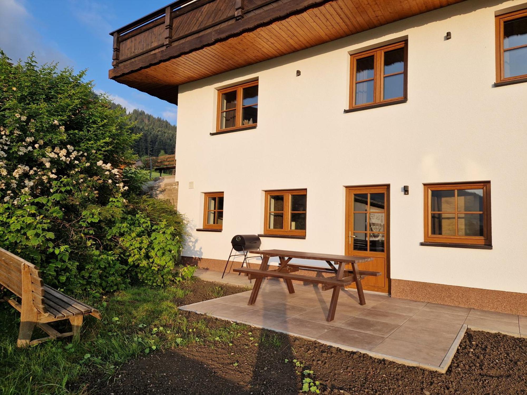 Nicky Apartments And Studios Niederau Kültér fotó